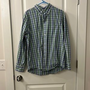 Long sleeve button down IZOD shirt